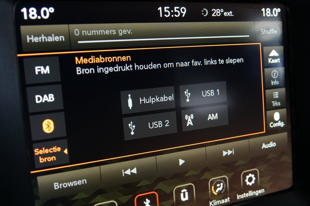 Jeep Renegade 1.3t | led | camera | cruise | pdc |