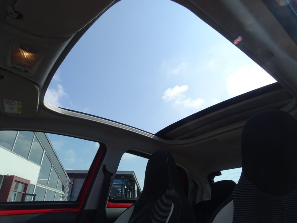 Peugeot 108 1.0 e-vti allure top! | bluetooth | 15" | cabrio top