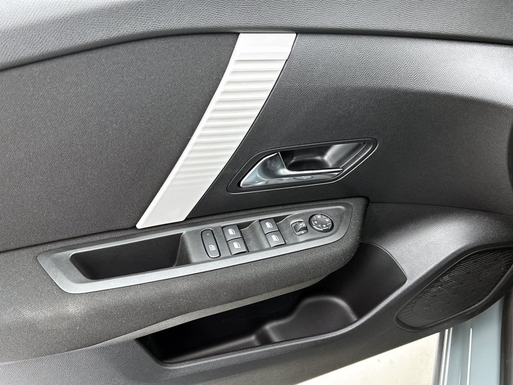 Citroen C4 hybrid 145pk automaat business private lease € 489,- pm - 48mnd 