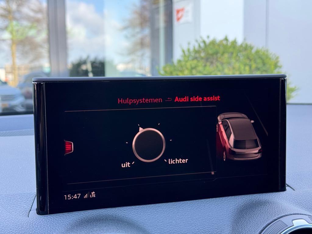 Audi Q2 35 tfsi cod s- edition * pano * leder * keyless * virtual cockpit