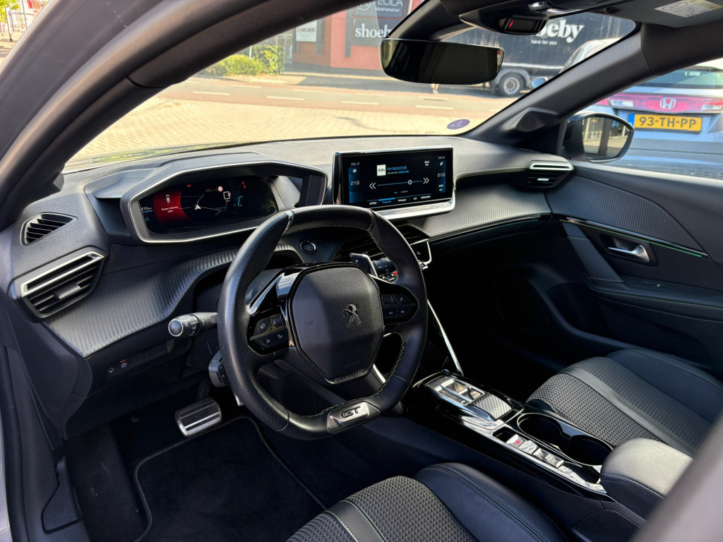 Peugeot 208 1.2 puretech gt
