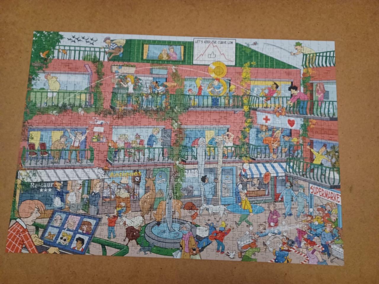 5 Leuke 'That's Life' legpuzzel met 1000 stukjes. De puzzels  compleet