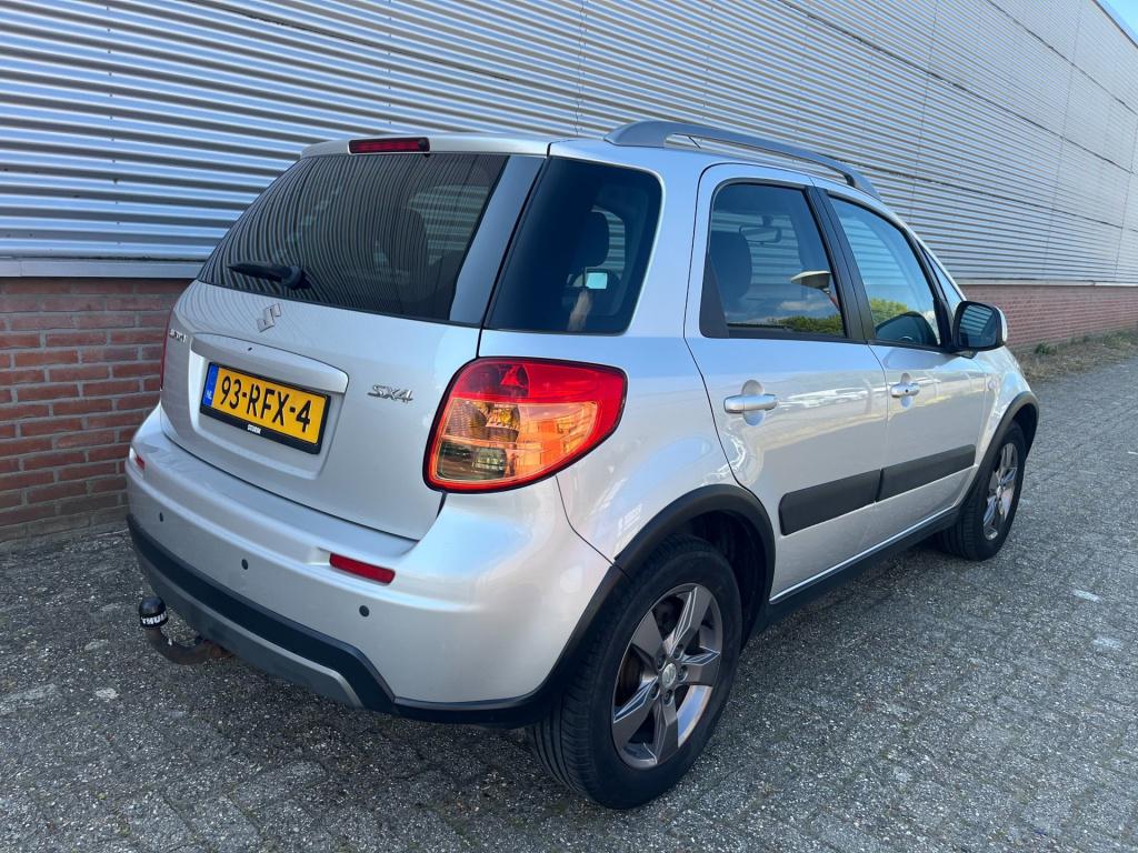 Suzuki Sx4 1.6 limited | climate | trekhaak | apk/beurt