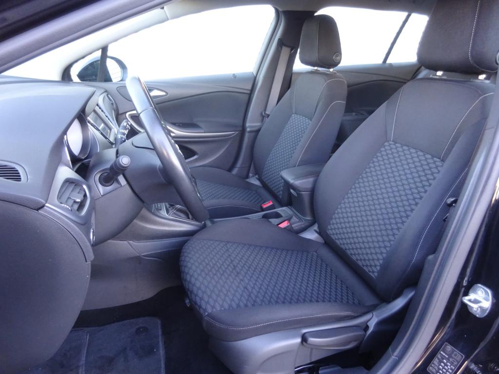 Opel Astra sports tourer 1.2 business edition 1e eigenaar - airco / navi / 