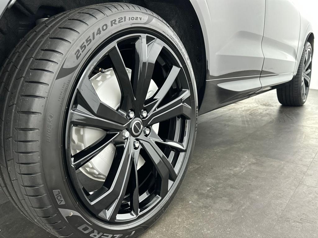 Volvo XC60 plus black edition recharge 360 camera