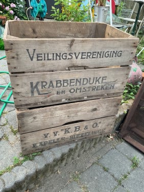 Houten kisten Krabbendijke en Kapelle 1961