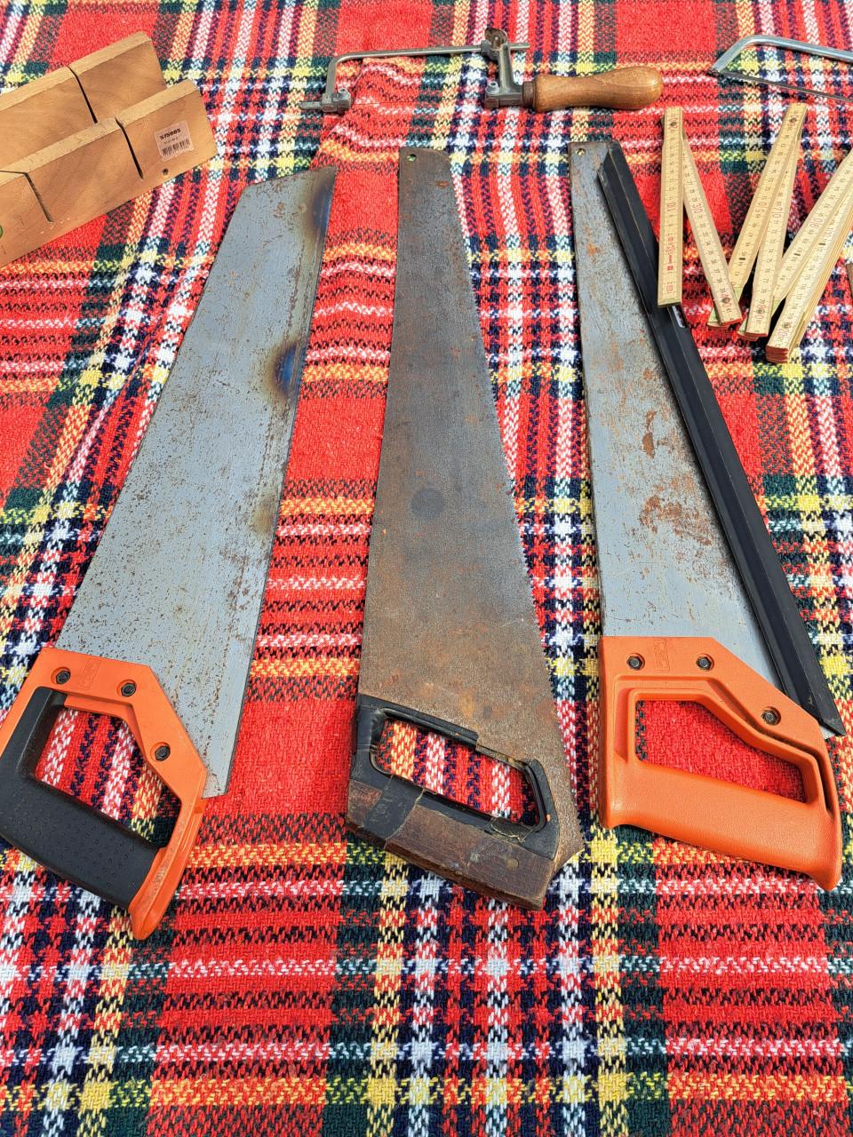 Tuingereedschap diverse zagen voor de starter, etc.