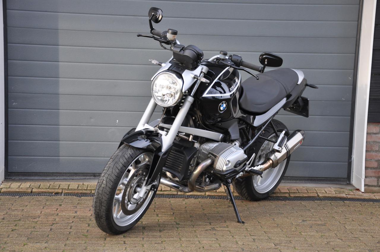BMW R1200R