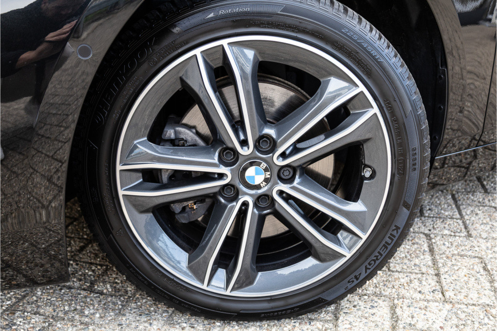BMW 1 Serie 118i sport line business edition ✅1jaarbovag✅cam✅nav✅apple✅cc