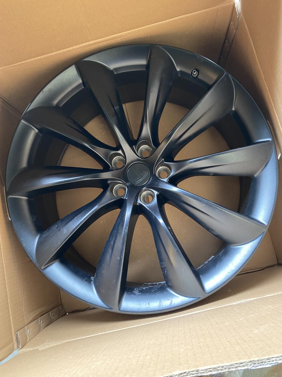 Tesla turbine velgen zwart 22"