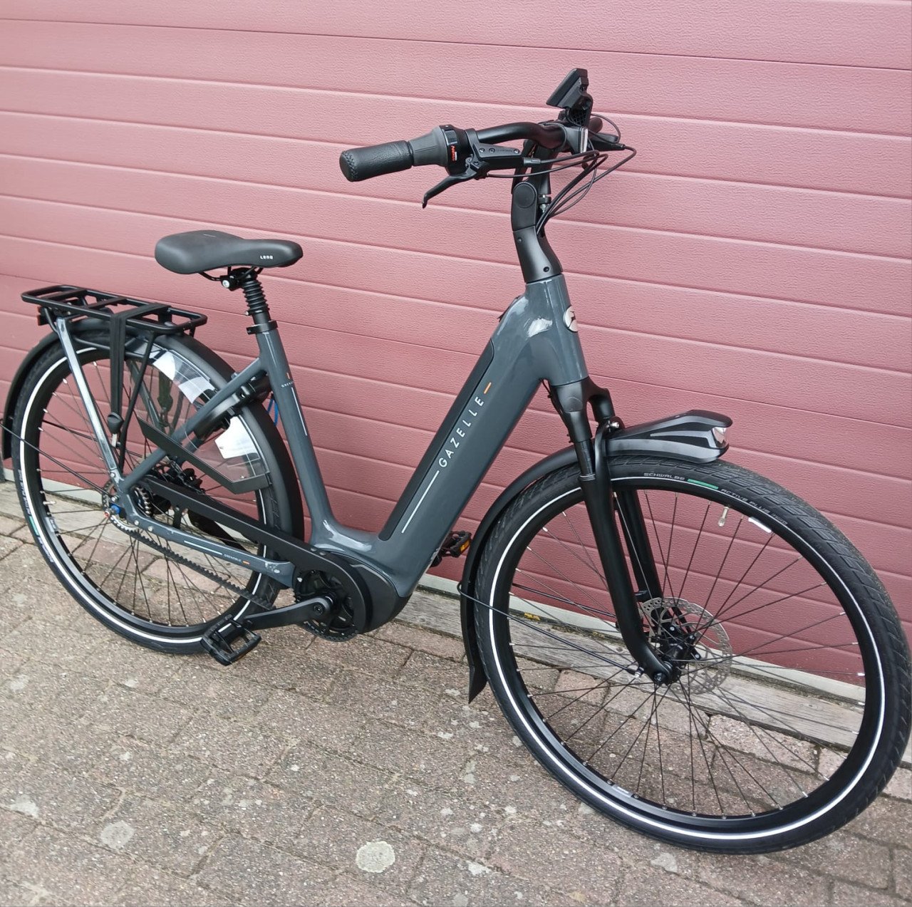 Nieuwe electrische dames  Gazelle HMB Grenoble 2025