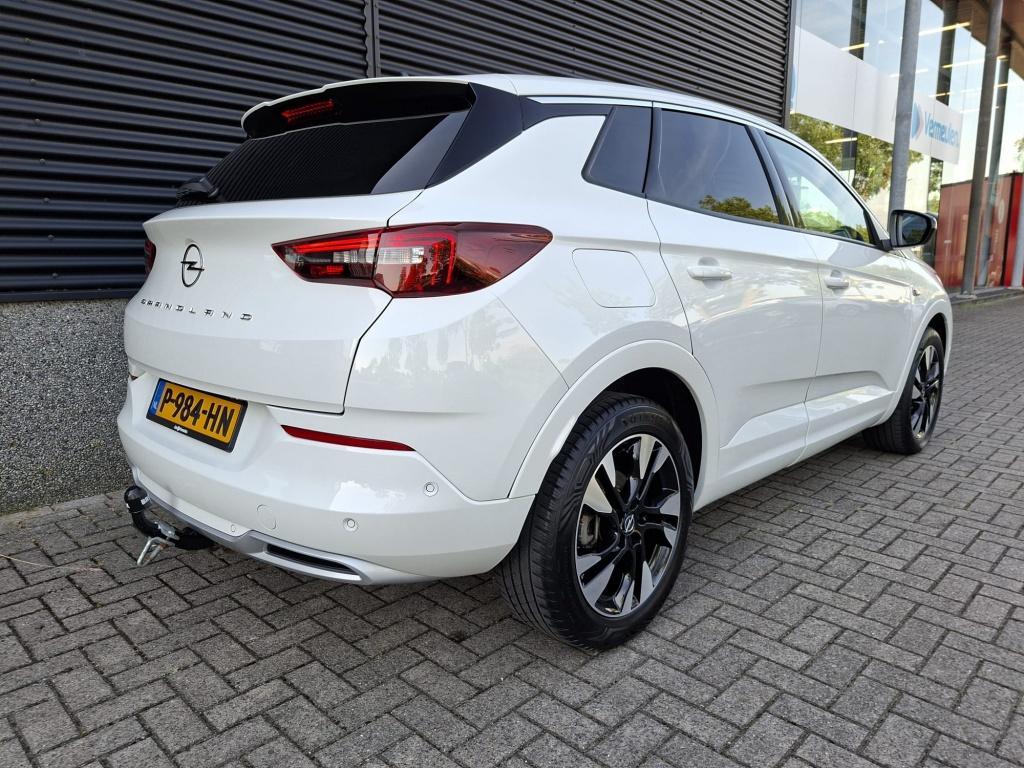 Opel Grandland 1.2 turbo 130pk elegance