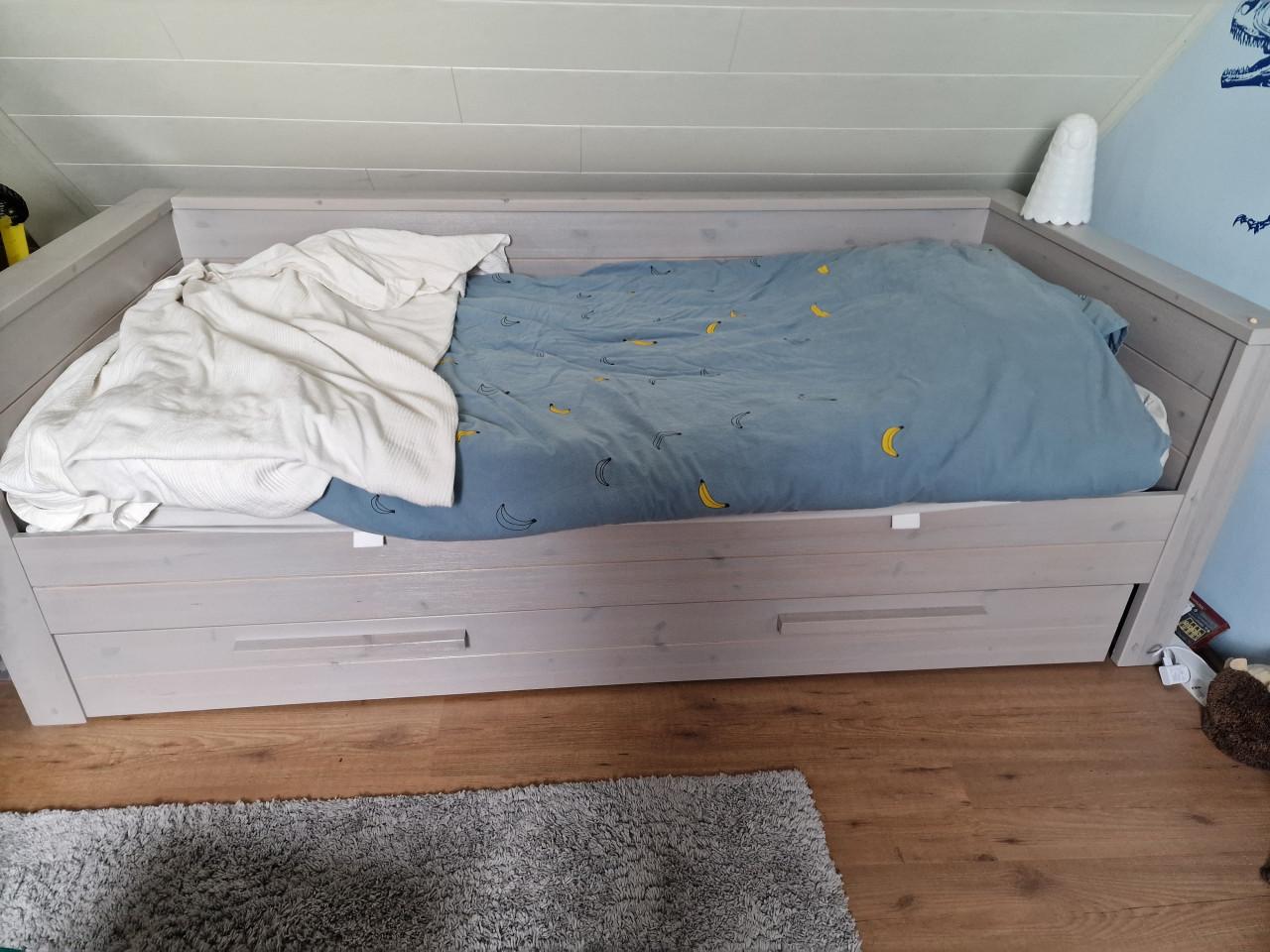 1 persoonsbed met lade