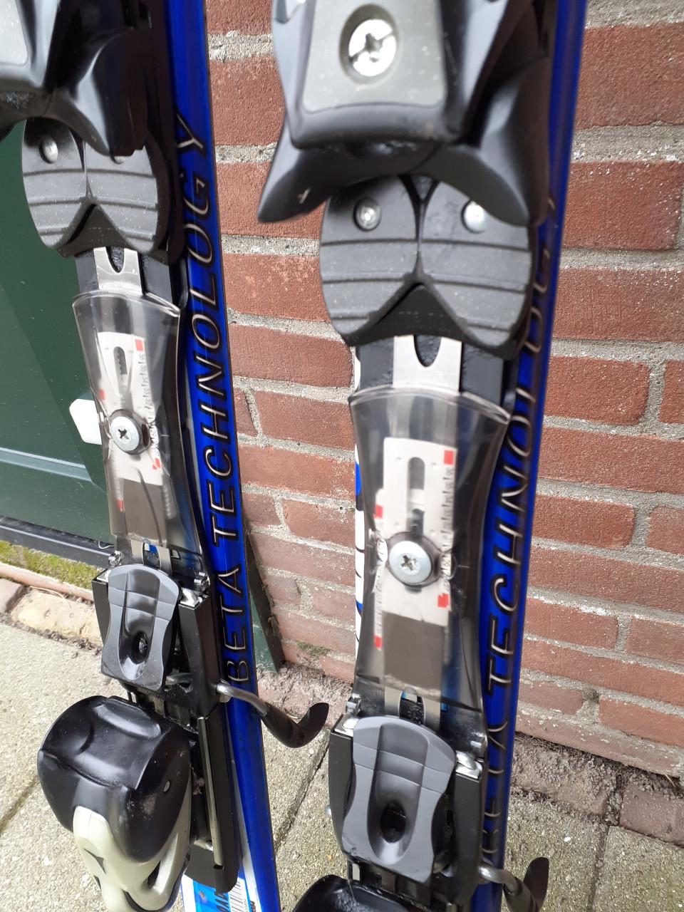 Carve Ski s lang 138 cm.