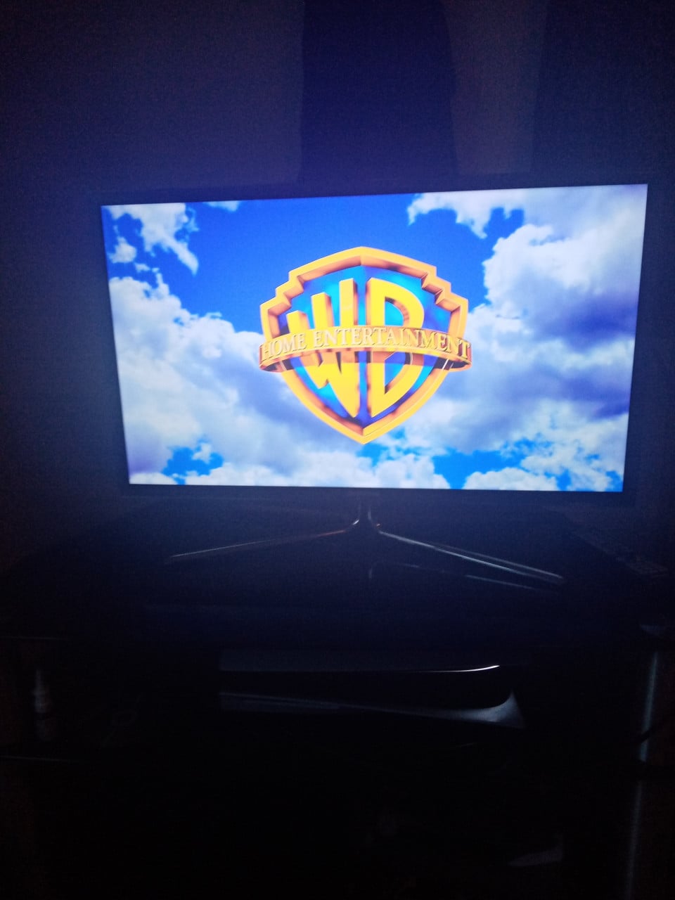 Samsung smart TV (81cm)