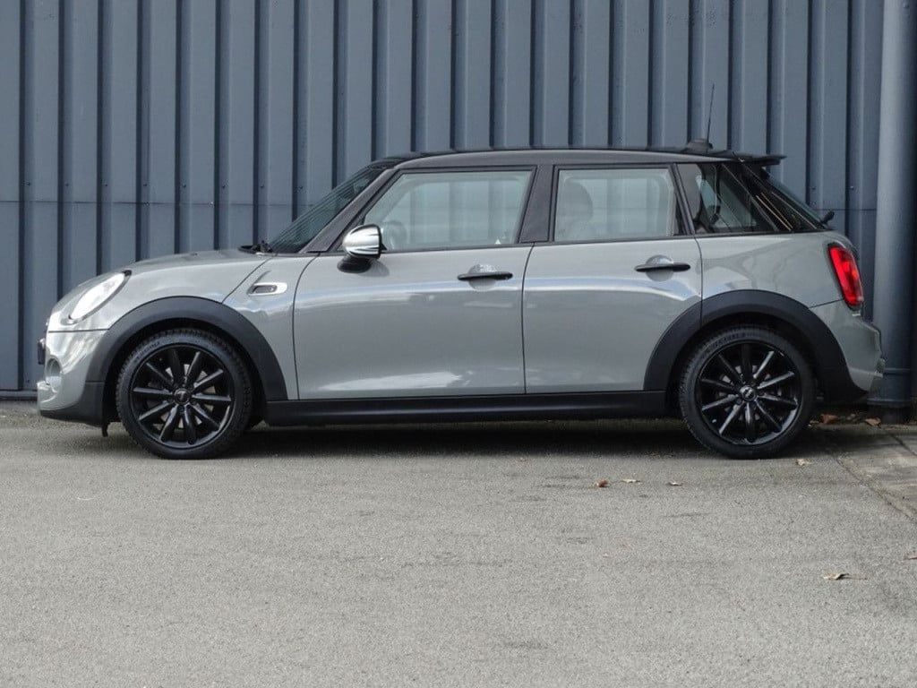 Mini Cooper mini 2.0 chili pano | led | navi | bluetooth