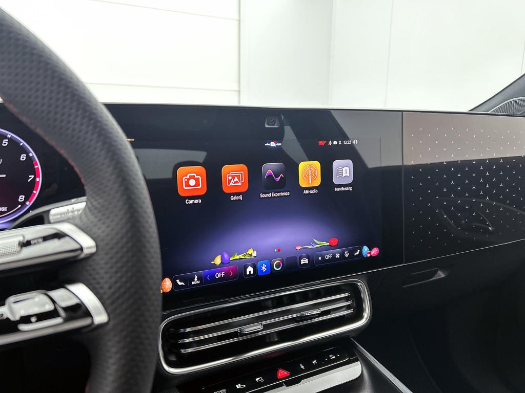 Mercedes-Benz Cla 200 business solution amg | advanced plus pakket | parkee