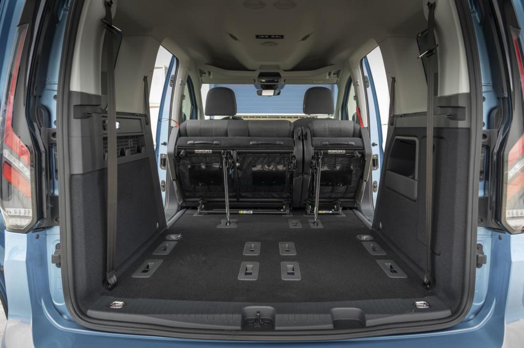 Ford Tourneo Connect 1.5 ecoboost phev l1 trend | 5-persoons | nieuw te bes