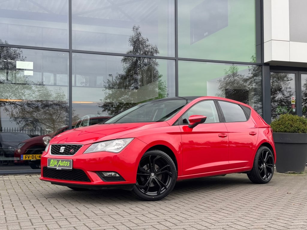 Seat Leon 1.2 tsi style * cruise control * navigatie * clima * pdc 2x
