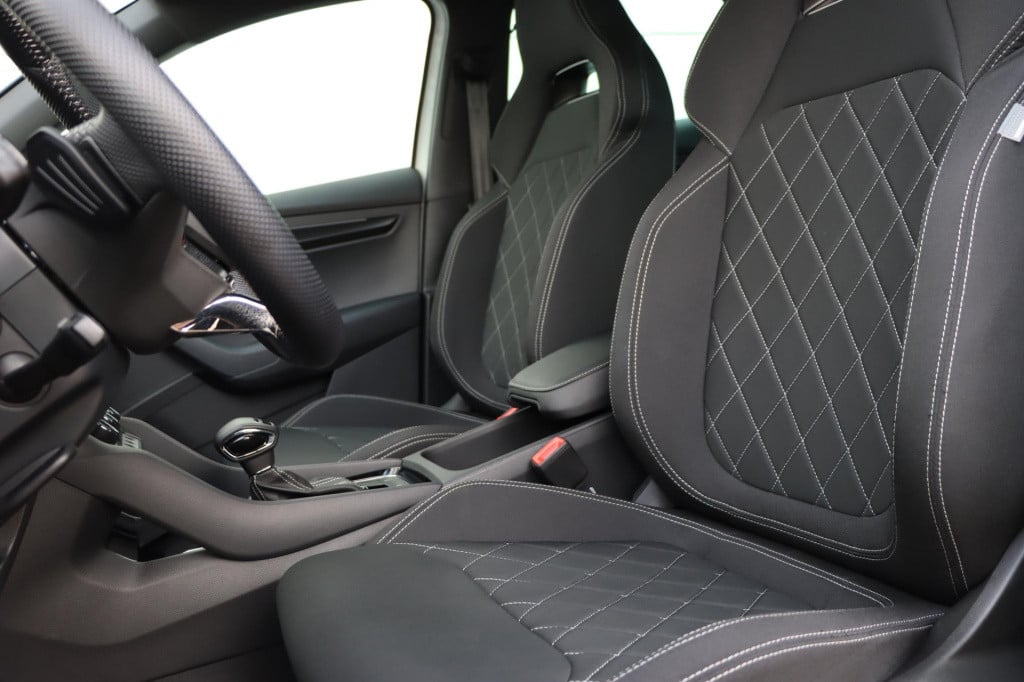 Skoda Karoq 1.5 tsi sportline 150pk dsg7