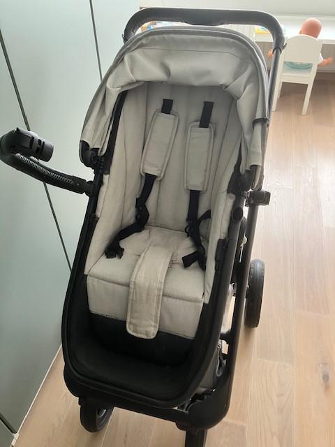 Kinderwagen/wandelwagen merk Dubatti