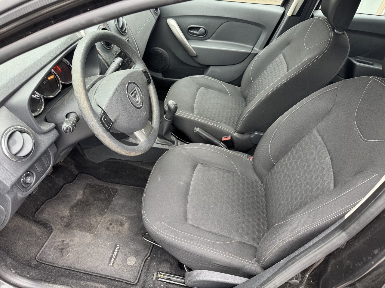 Dacia Sandero 0,9 TCe Bouwjaar 2014 AIRCO NAP ! ! !