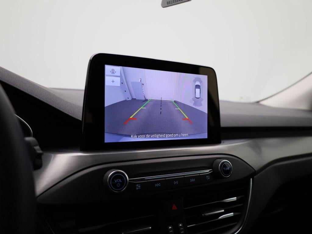 Ford Focus wagon 1.0 ecoboost hybrid titanium x business | lmv | parkeer se