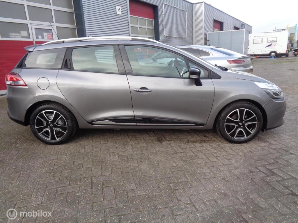 Renault Clio estate 0.9 tce dynamique/navigatie/lm velgen/airco/key less/pd