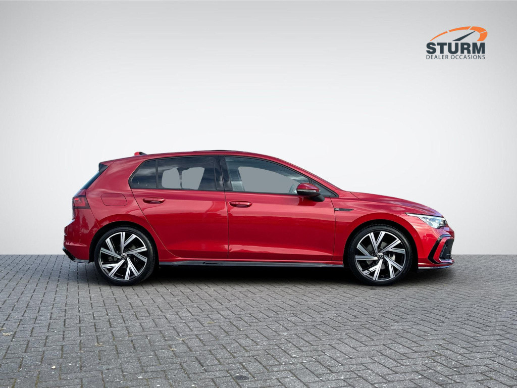 Volkswagen Golf 1.5 etsi r-line | panoramadak | harman/kardon | sportstoele