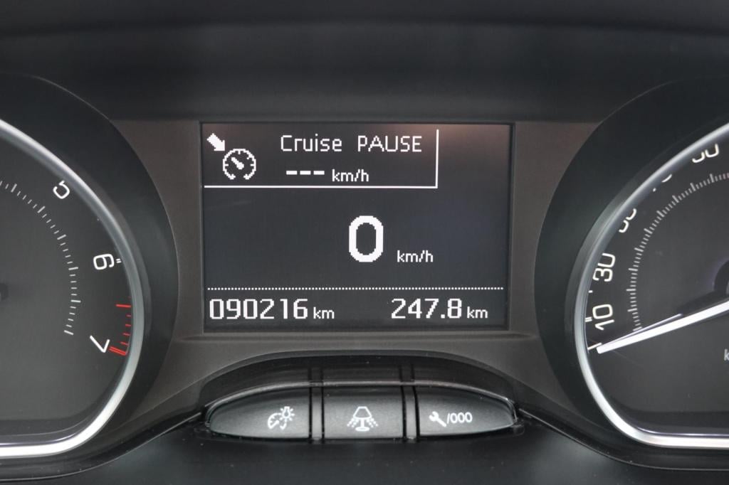 Peugeot 2008 1.6 vti active