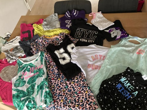Pakket kleding in maat 146/152 (2)