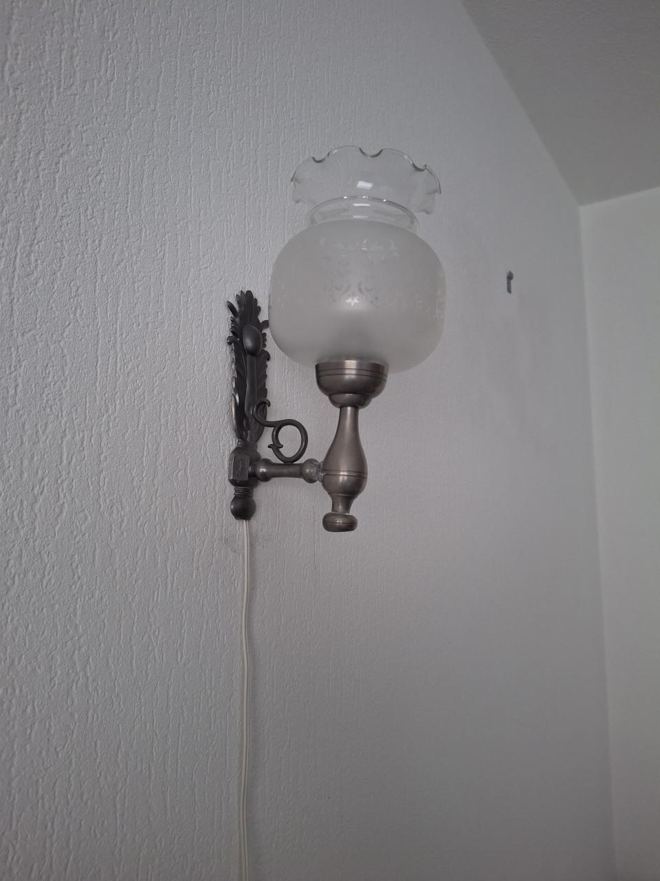 Tinnen wandlamp