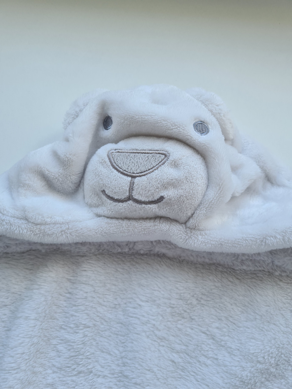 2 X wit / grijs badcape en droogdoek van Prenatal/ Dookey