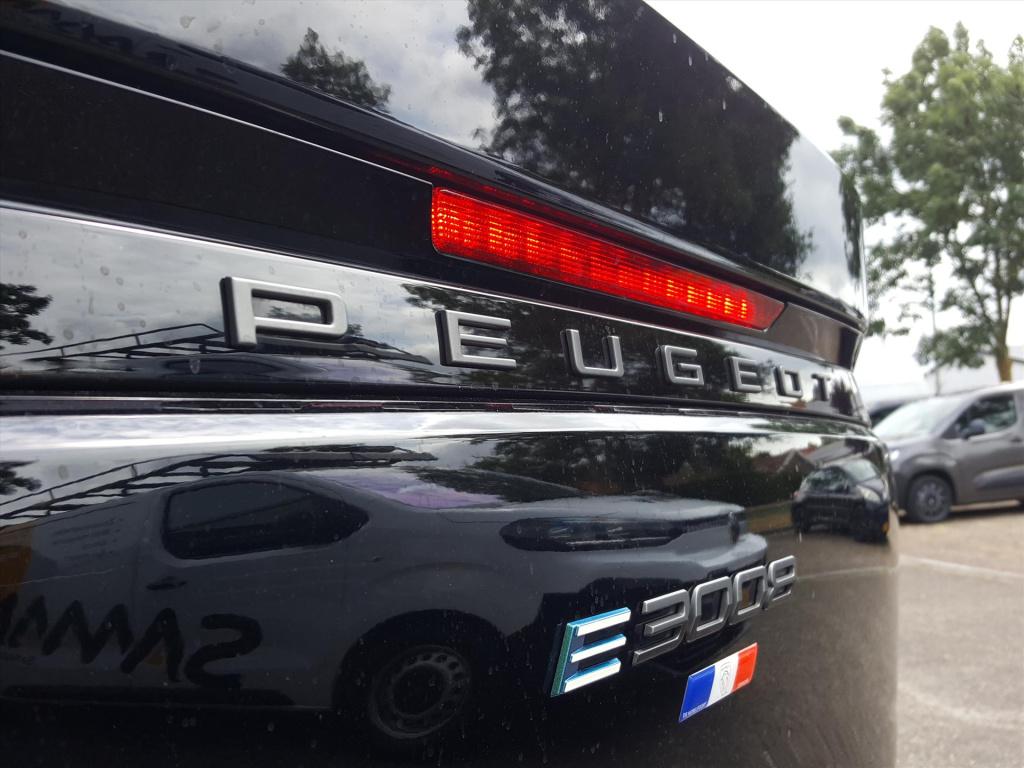 Peugeot E-3008 ev 73 kwh 210pk gt avantage apple carplay & android auto | n
