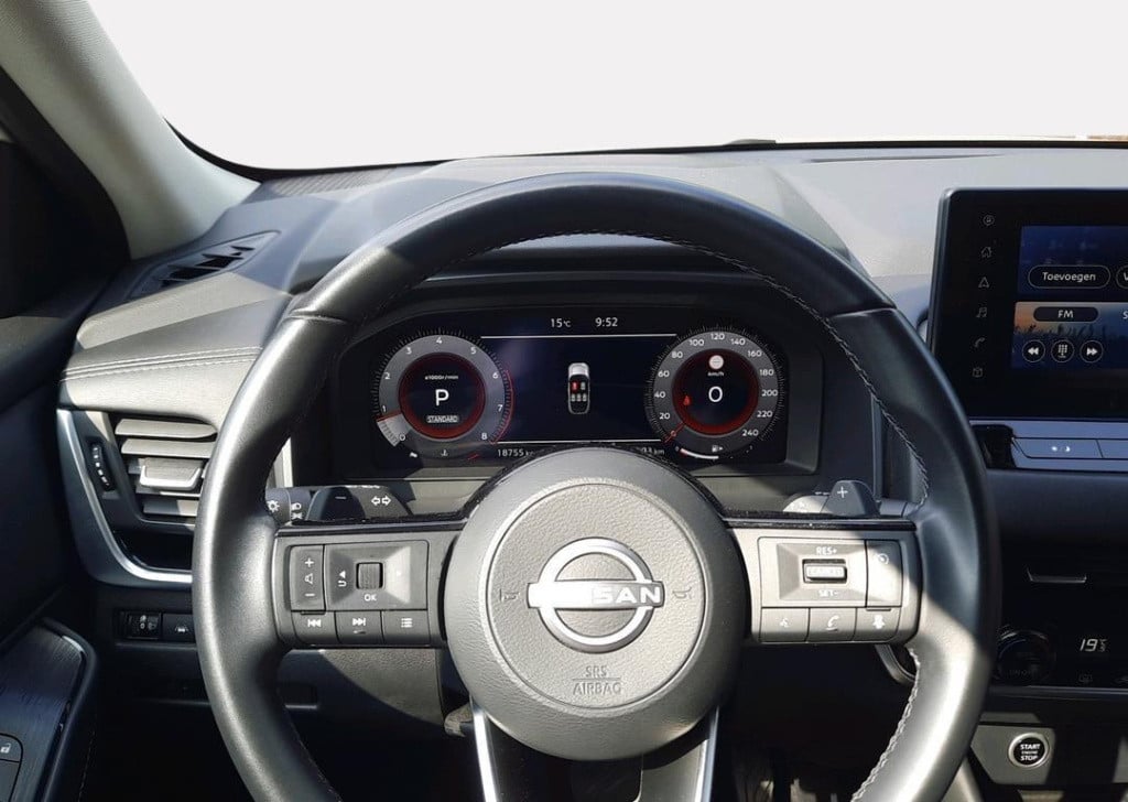 Nissan Qashqai 1.3 mhev xtronic n-connecta