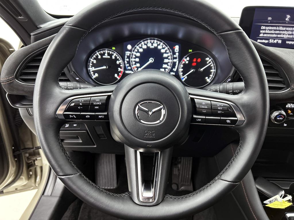 Mazda 3 2.0 e-skyactiv-g m hybrid 150 nagisa