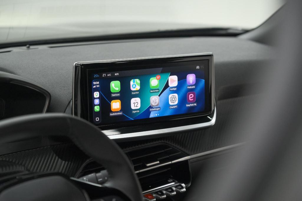 Peugeot 2008 puretech 100 allure | apple carplay | parkeersensoren | climat