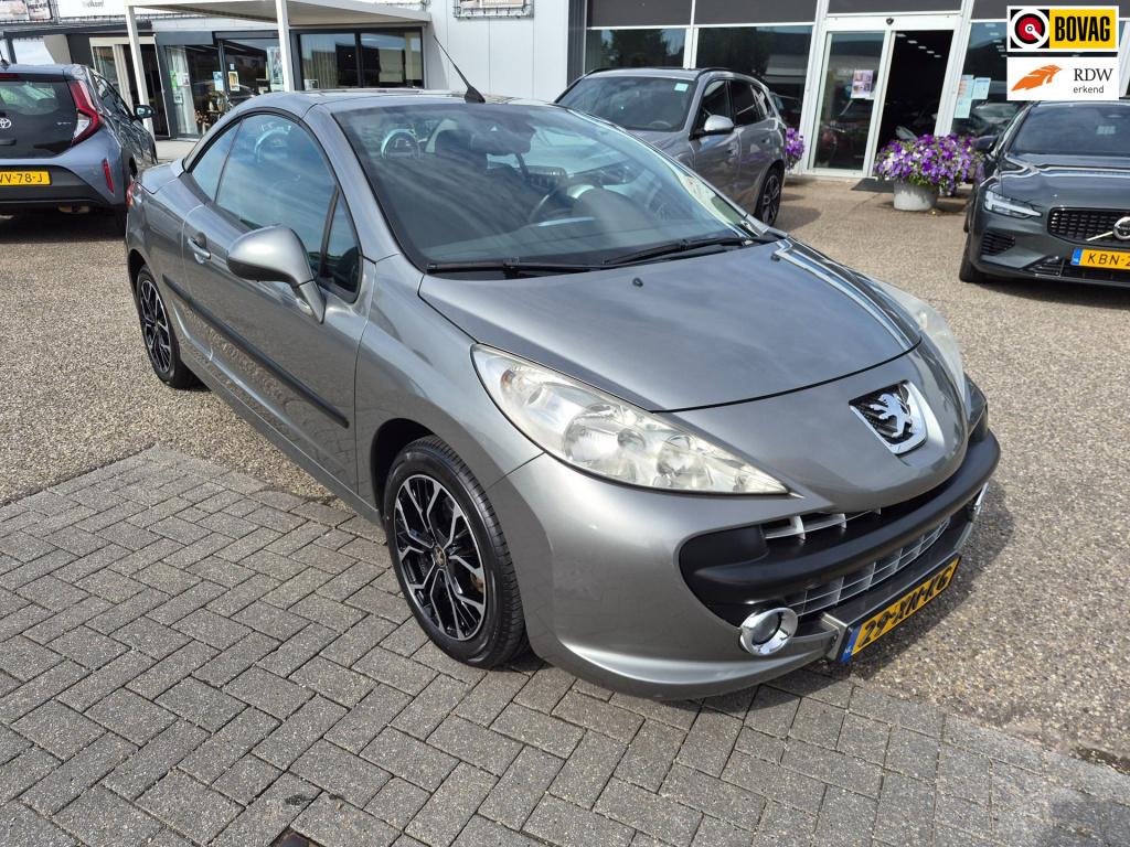 Peugeot 207 cc 1.6 vti première