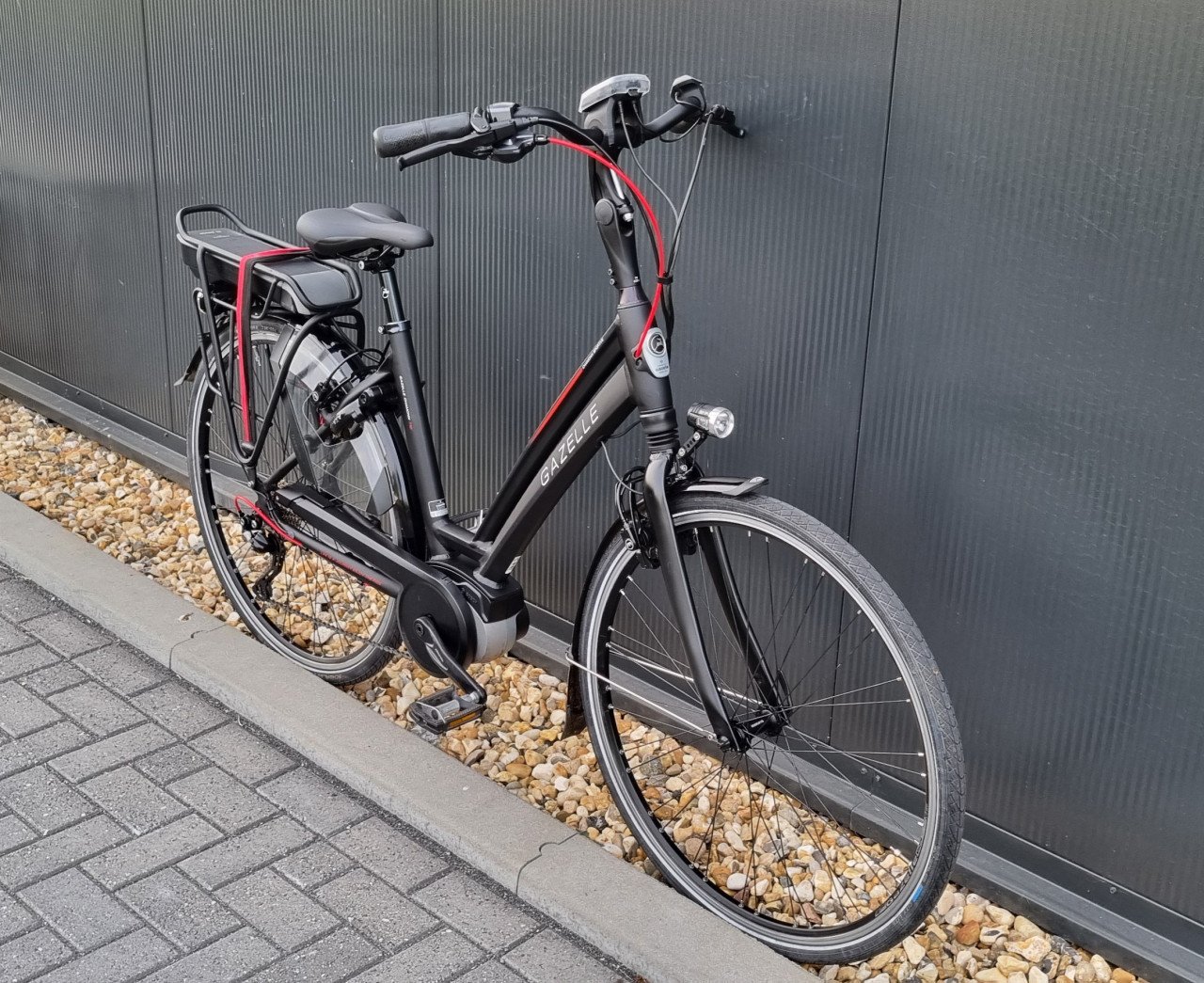 Gazelle Chamonix T10 HMB Sportive 53cm Bosch systeem