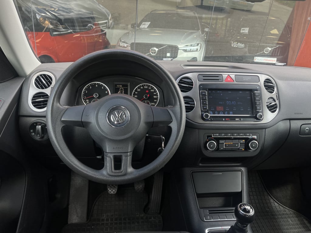Volkswagen Tiguan 1.4 tsi comfort&design 4motion | carplay | trekhaak | sto