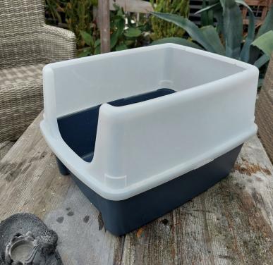 Als nieuwe kattebak antraciet/wit