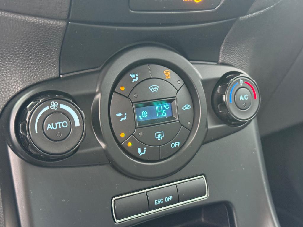 Ford Fiesta 1.6 st2 * camera * recaro * stoelverwarming * clima