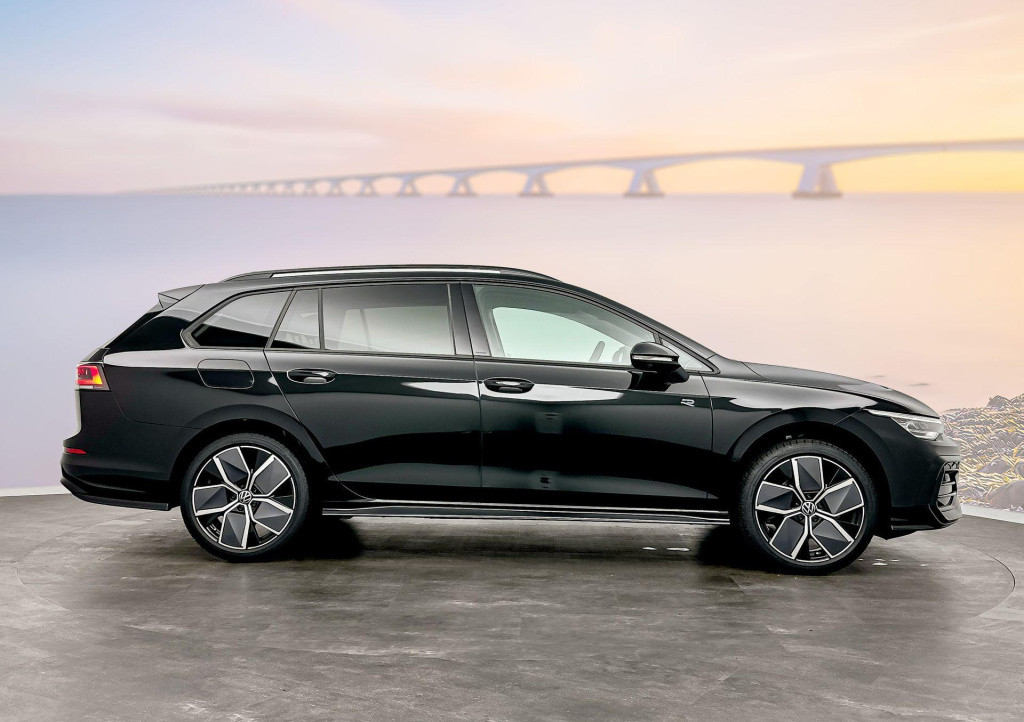 Volkswagen Golf variant r-line-edition 1.5 etsi 85 kw / 116 pk variant 7 v