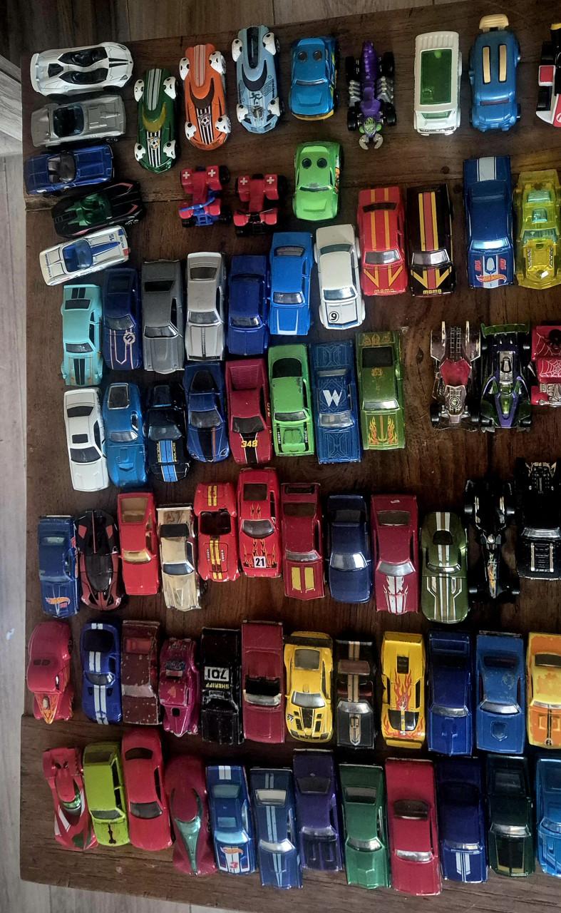 Hotwheels hotwheels hotwheels