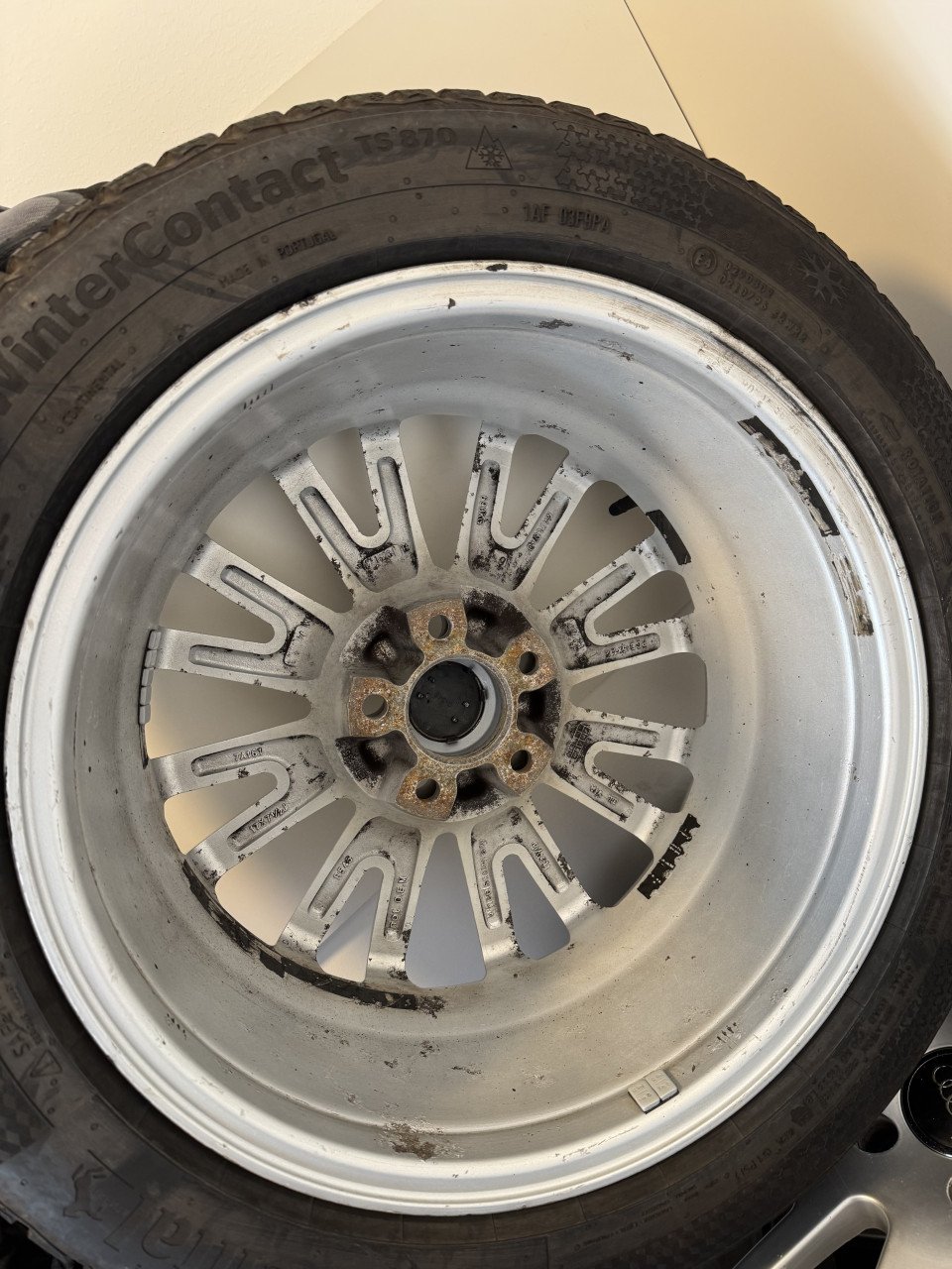 17 inch velgen met zgan Continental Winterbanden