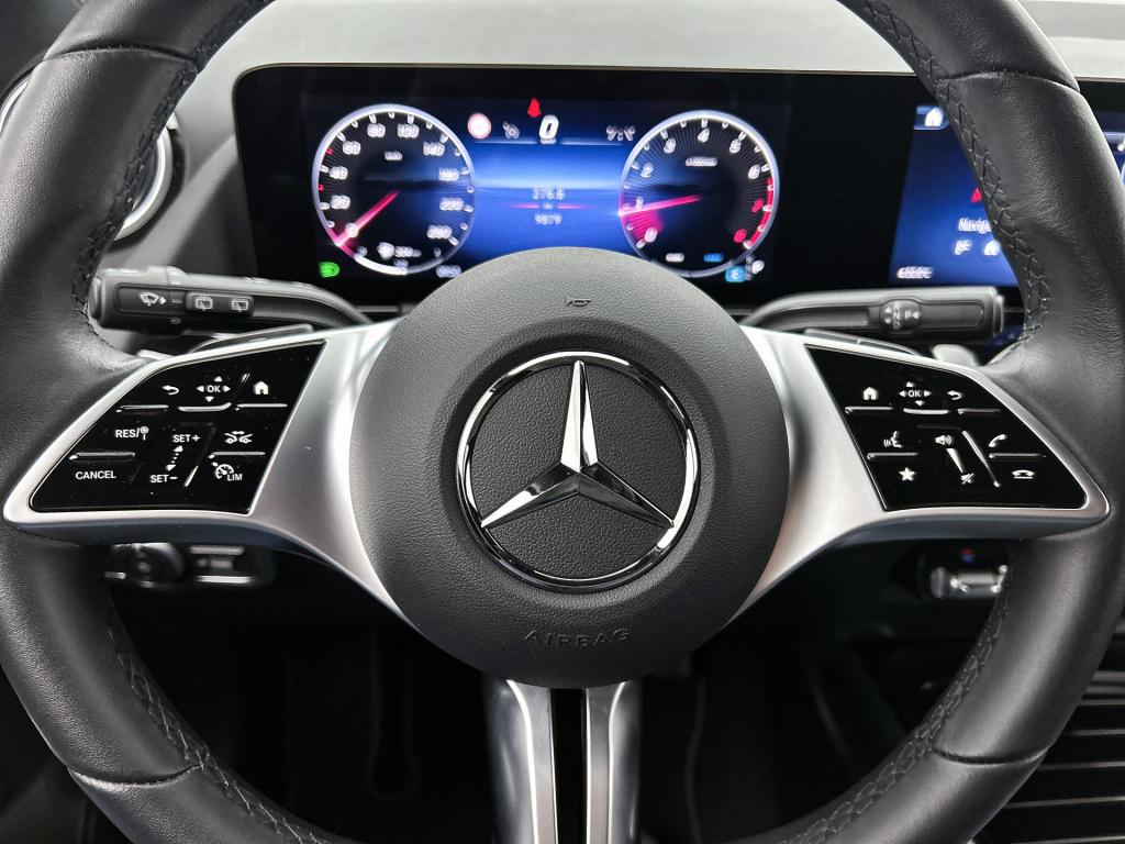 Mercedes-Benz B-Klasse 180 business line | elektrisch bedienbare achterklep