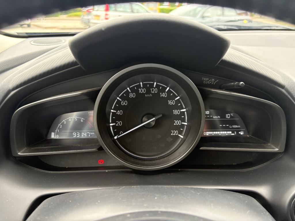 Mazda Cx-3 2.0 skyactiv-g 120 sport selected