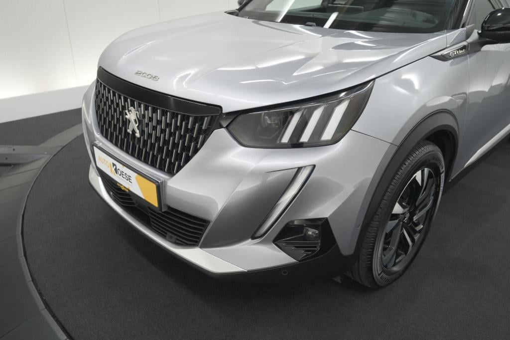 Peugeot 2008 puretech 130 eat8 gt-line | stoelverwarming | camera | dodehoe