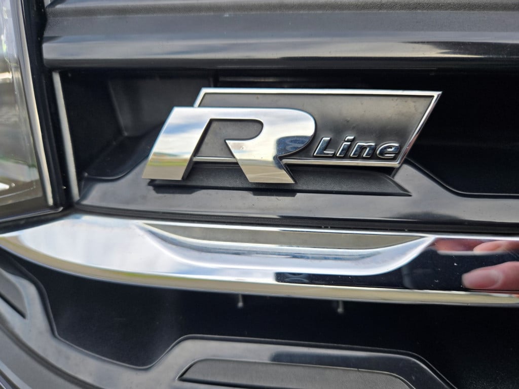 Volkswagen T-cross 1.0 tsi 115pk t-cross life r-design | trekhaak | camera