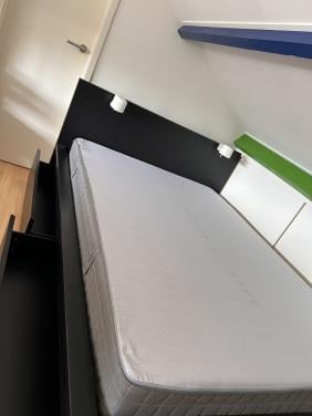 Bed 140x200 met 2 lades incl lampjes